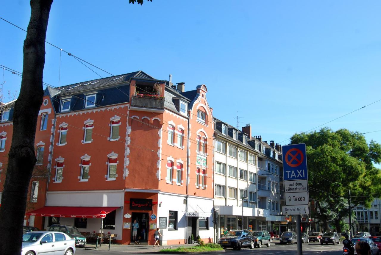 Hotel Rheinischer Hof Erkrath Εξωτερικό φωτογραφία