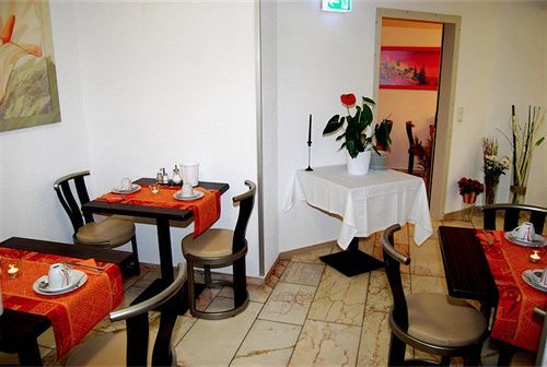 Hotel Rheinischer Hof Erkrath Εξωτερικό φωτογραφία