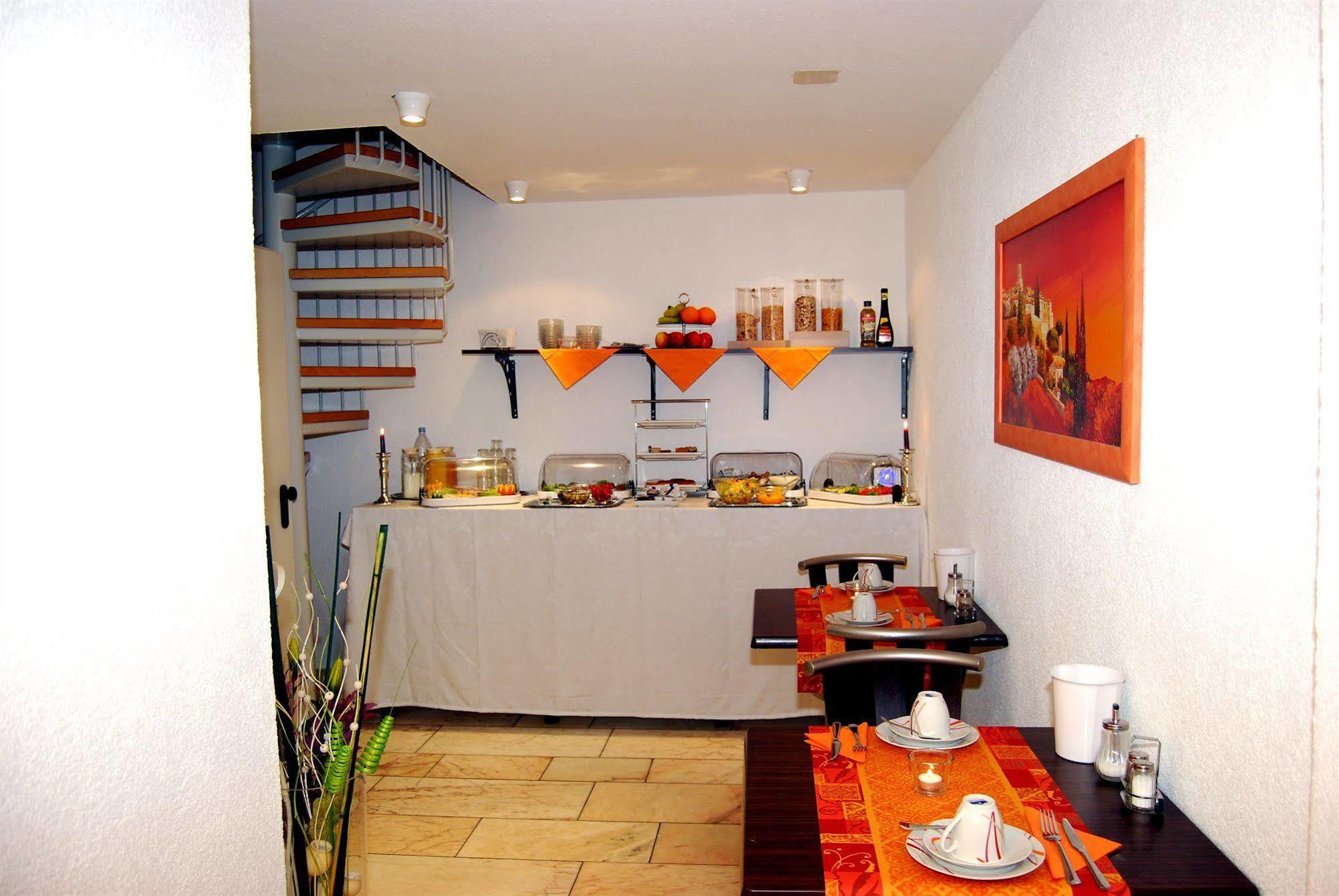 Hotel Rheinischer Hof Erkrath Εξωτερικό φωτογραφία